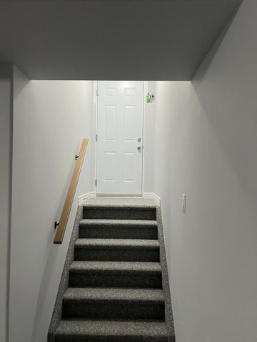 For Lease - 48 York Drive, Peterborough, Ontario - Photo 3