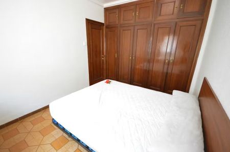 Carrer de la República Argentina, Valencia, Valencian Community 46021 - Photo 2