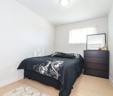 For Lease - 30 FOREHT Crescent Unit# MAIN, Aurora, Ontario - Photo 6