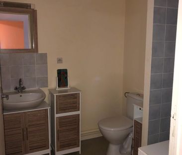 STUDIO MEUBLE Quartier hopital - Photo 2