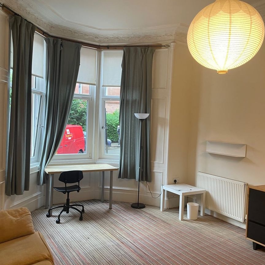 3 Bed Flat, West Princes Street, G4 - Photo 1