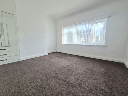 Mayfield Avenue, Halifax - Photo 4