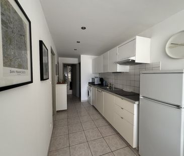 Location Appartement 2 pièces 47m² SETE 34200 - Photo 3