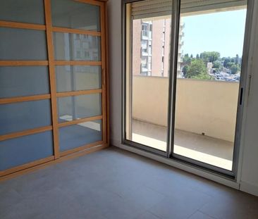 BEAU 2 PIECES COEUR DE VILLE - Photo 2