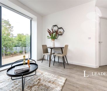 1 bedroom apartment to rent Silbury Boulevard, Milton Keynes, Bucki... - Photo 3