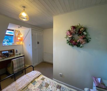 1 Bedroom BARN CONVERSION, Cheshire - Photo 3