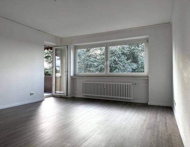 Zwei Balkone, modern und frisch renoviert | 4,5 Zimmer auf ca. 96m² in Gelsenkirchen-Buer - Photo 1