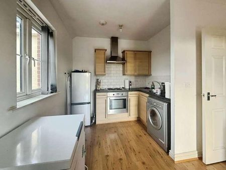 Longacres, Bridgend, CF31 - Photo 4