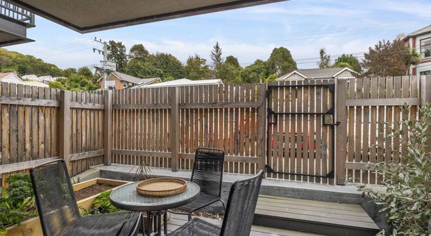 Luxury Apartment - Photo 1