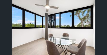 FURNISHED APARTMENT IN NEW RENOVARE COMPLEX! - Photo 3