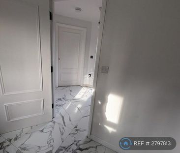 3 bedroom detached house to rent - Photo 3