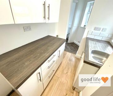 2 bedroom terraced bungalow to rent - Photo 2