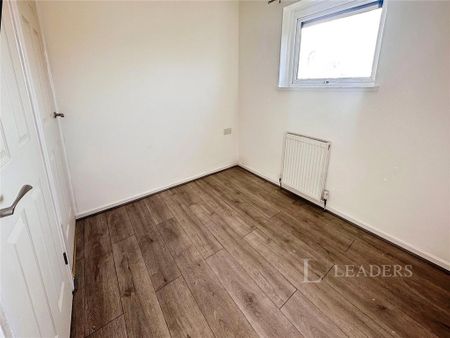 3 bedroom terraced house to rent - Photo 5