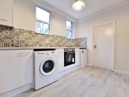 Studio with Private Garden - Photo 3