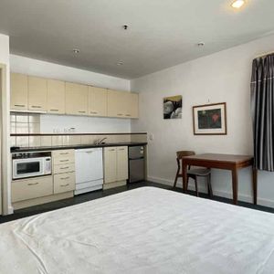 Comfortable and Affordable - Photo 2