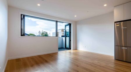 A Near New One Bedroom + Study in The Ridge - Photo 3