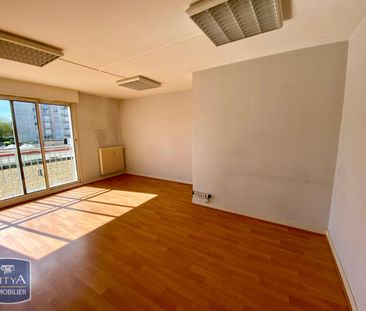 Location Appartement 2 pièces 43m² JOUE LES TOURS 37300 - Photo 2