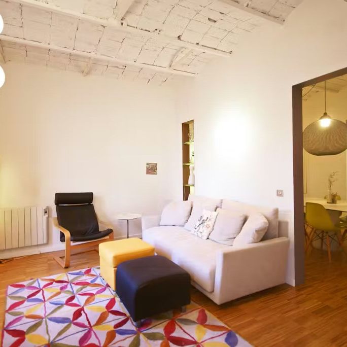 Plaça de la Vila de Madrid, Barcelona, Catalonia 08002 - Foto 1