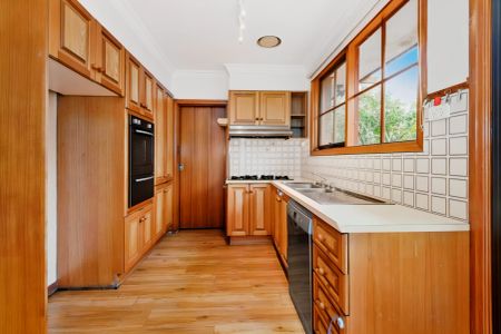 2 Bed, 1 Bath - Photo 5