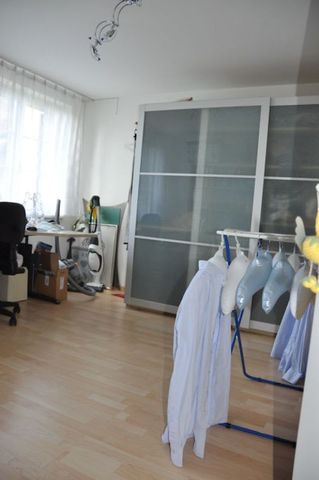 4.5 Zimmer, 106 m², 1. Stock - Photo 4