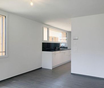 moderne 3.5-Zi. Wohnung im idyllischen Seewis - Photo 2
