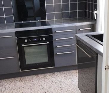 Location Appartement 3 pièces 57m² MARIGNANE 13700 - Photo 4