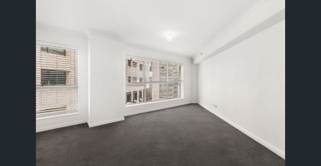 ENJOY ABSOLUTE CONVENIENCE WITH CIRCULAR QUAY LOCATION | Unfurnished - Photo 2