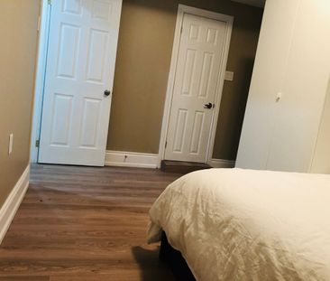 For Lease - 133 Meadowvale Drive Unit# Lower, Toronto, Ontario - Photo 2