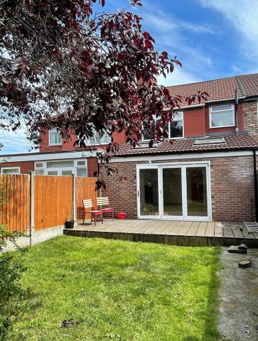 3 bedroom terraced house to rent - Photo 5