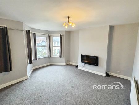 3 bedroom apartment to rent - Photo 3