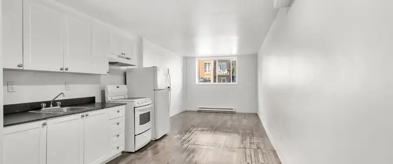 4750 Ontario Est | 4750 Rue Ontario Est, Montreal - Photo 1