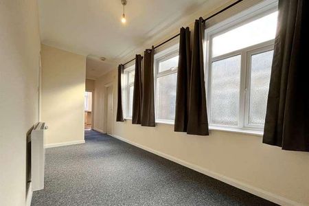 Bournemouth, BH1 - Photo 2