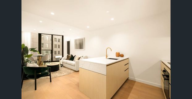 2 Weeks Rent Free* - Madison Grand - Unapologetic Luxury Has a New Address. Now Leasing – Residences in Southbank. - Photo 1
