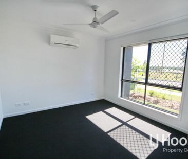 Low Maintenance Family Home With 2 Living Areas! - Photo 6