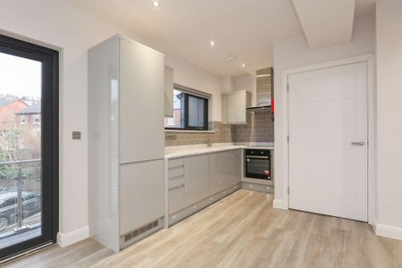 2 bedroom apartment to rent - Photo 5