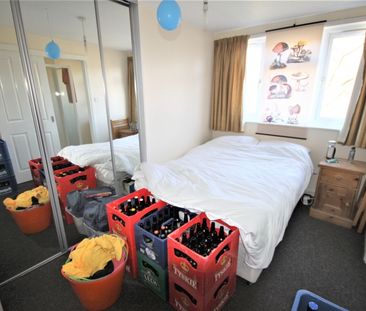 Meanwood Road, Leeds, West Yorkshire - Photo 2