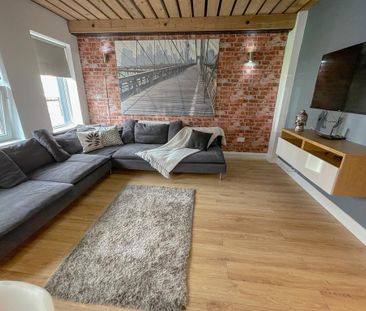 5 bedroom semi-detached house to rent - Photo 1