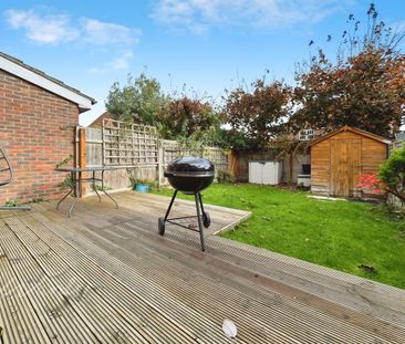 3 bedroom terraced house to rent - Photo 5