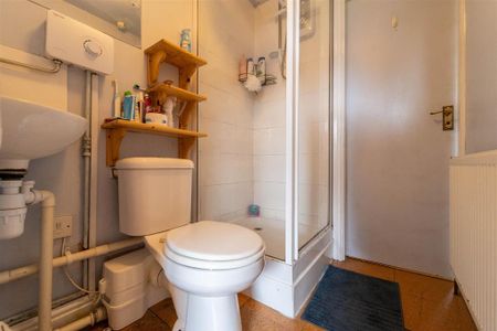 5 bedroom house to rent - Photo 2