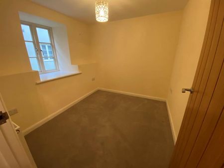 3 bedroom maisonette to rent - Photo 4