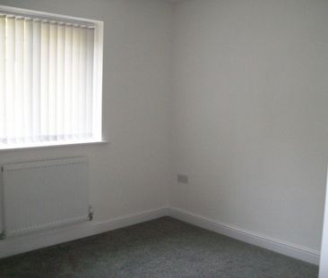 3 bedroom House To Let - Photo 3