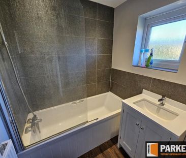 3 bedroom semi-detached house to rent - Photo 6