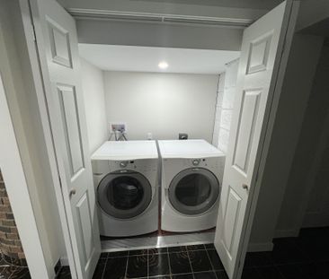 For Lease - 9 Dewlane Drive, Toronto, Ontario - Photo 4