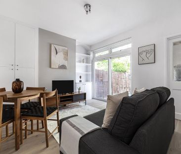 1 bedroom ground floor flat to rent - Photo 2