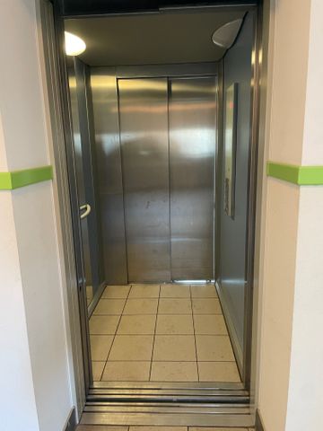 Barrierefreie 2 Raumwohnung Wohnung in Duisburg Kaßlerfeld - Photo 2