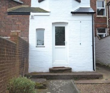 51 Priory Road, EX4 7AP (x4) - Photo 4