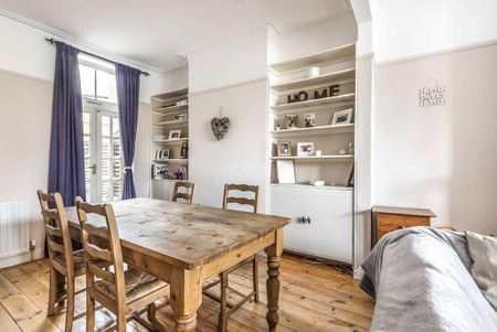 4 bedroom terraced house to rent - Photo 2