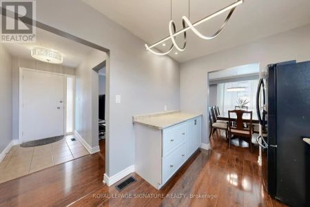 125 WAYNE AVENUE - Photo 2