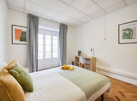 Rua Alexandre Herculano, Lisbon, Lisbon 1150-005 - Photo 4