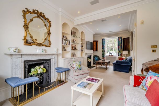 6 bedroom detached house to rent - Photo 1